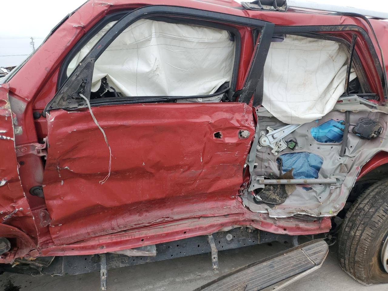 2018 Toyota 4Runner Sr5/Sr5 Premium VIN: JTEBU5JR8J5520194 Lot: 82296375