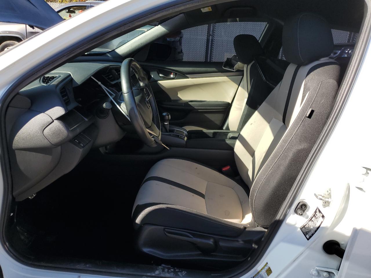 2018 Honda Civic Sport VIN: SHHFK7G42JU217332 Lot: 84747195