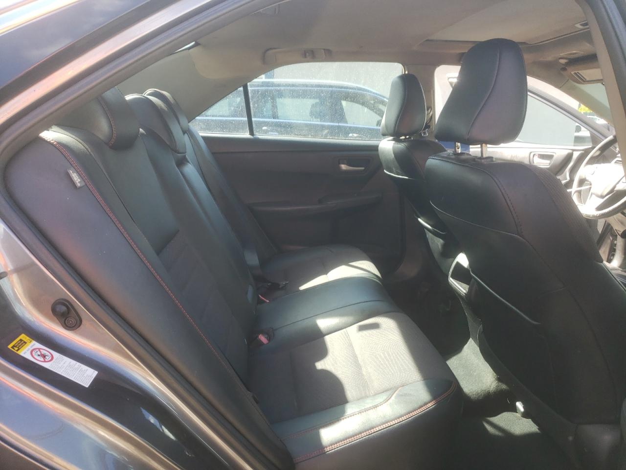 2016 Toyota Camry Le VIN: 4T1BF1FK5GU543025 Lot: 85526305