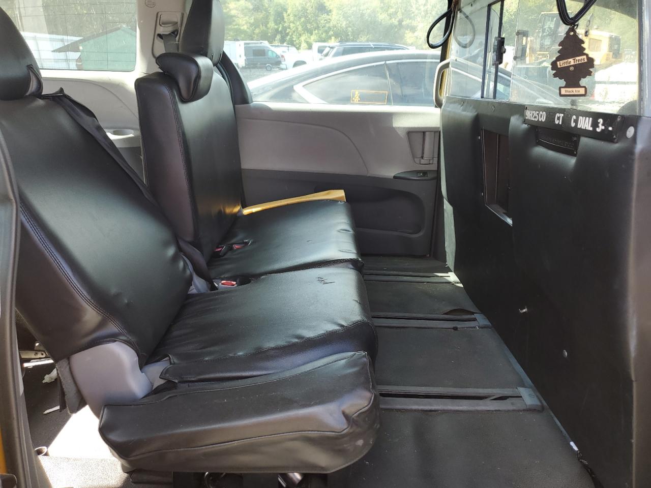 2016 Toyota Sienna VIN: 5TDZK3DC2GS705008 Lot: 85184275