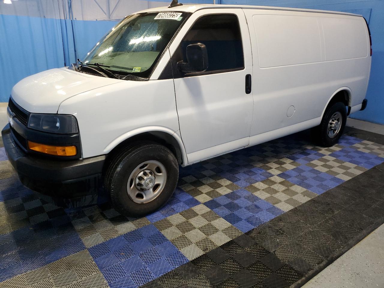 2020 Chevrolet Express G2500