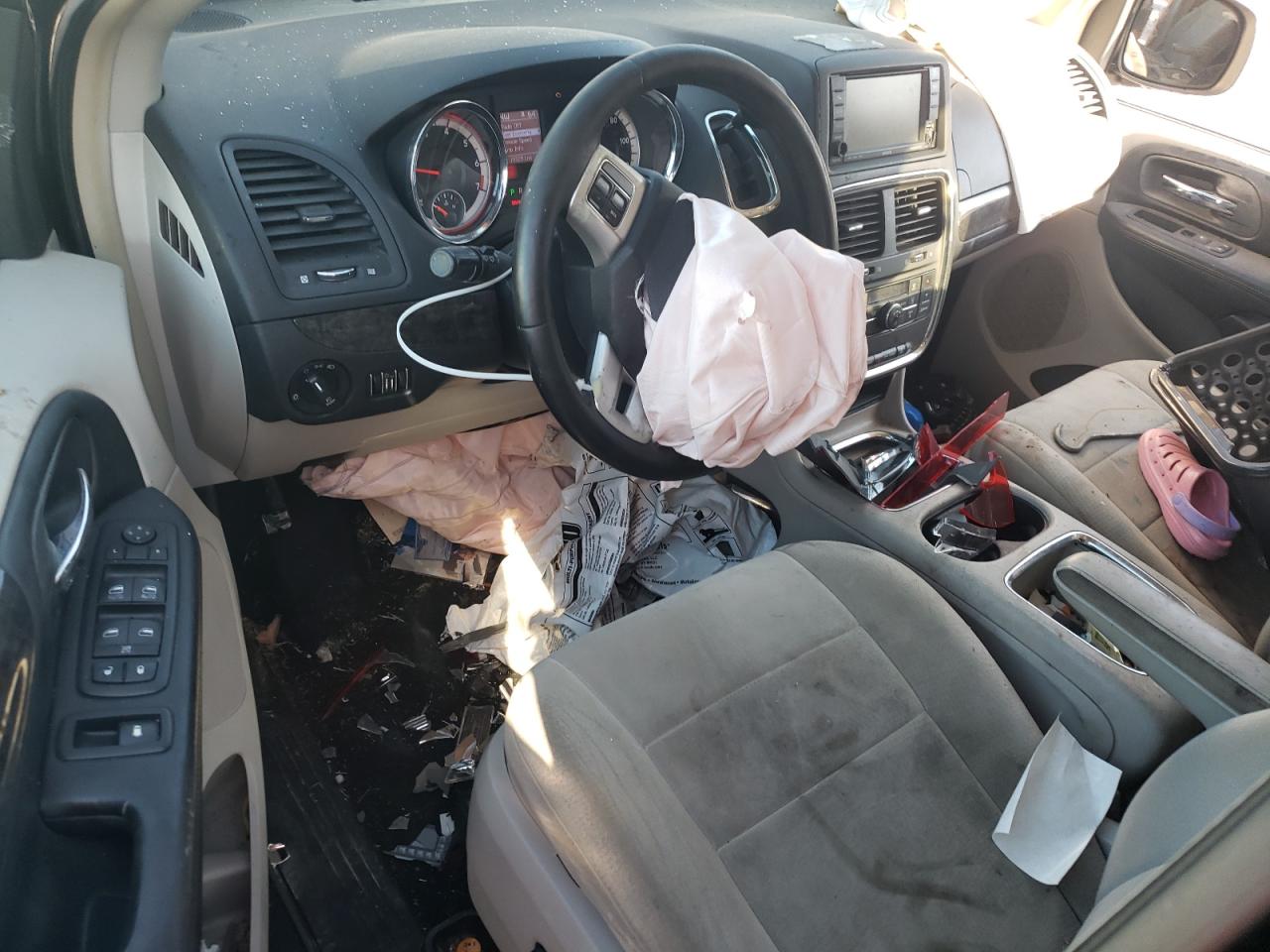 2011 Dodge Grand Caravan Crew VIN: 2D4RN5DG2BR741145 Lot: 82389935