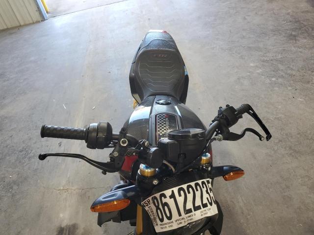 2024 INDIAN MOTORCYCLE CO. FTR R CARBON  