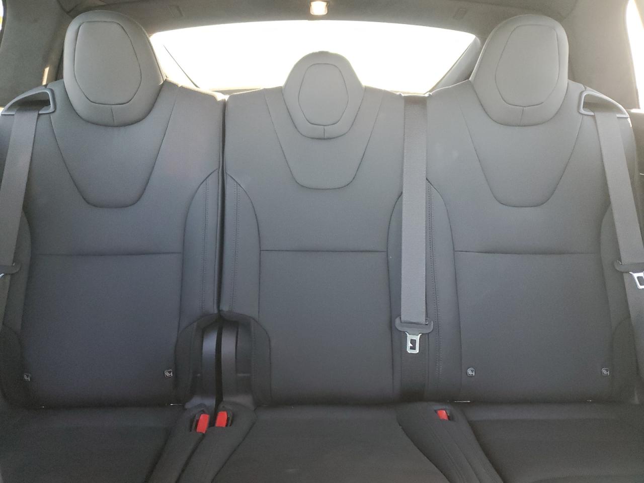 2024 Tesla Model X VIN: 7SAXCAE5XRF459697 Lot: 90097105