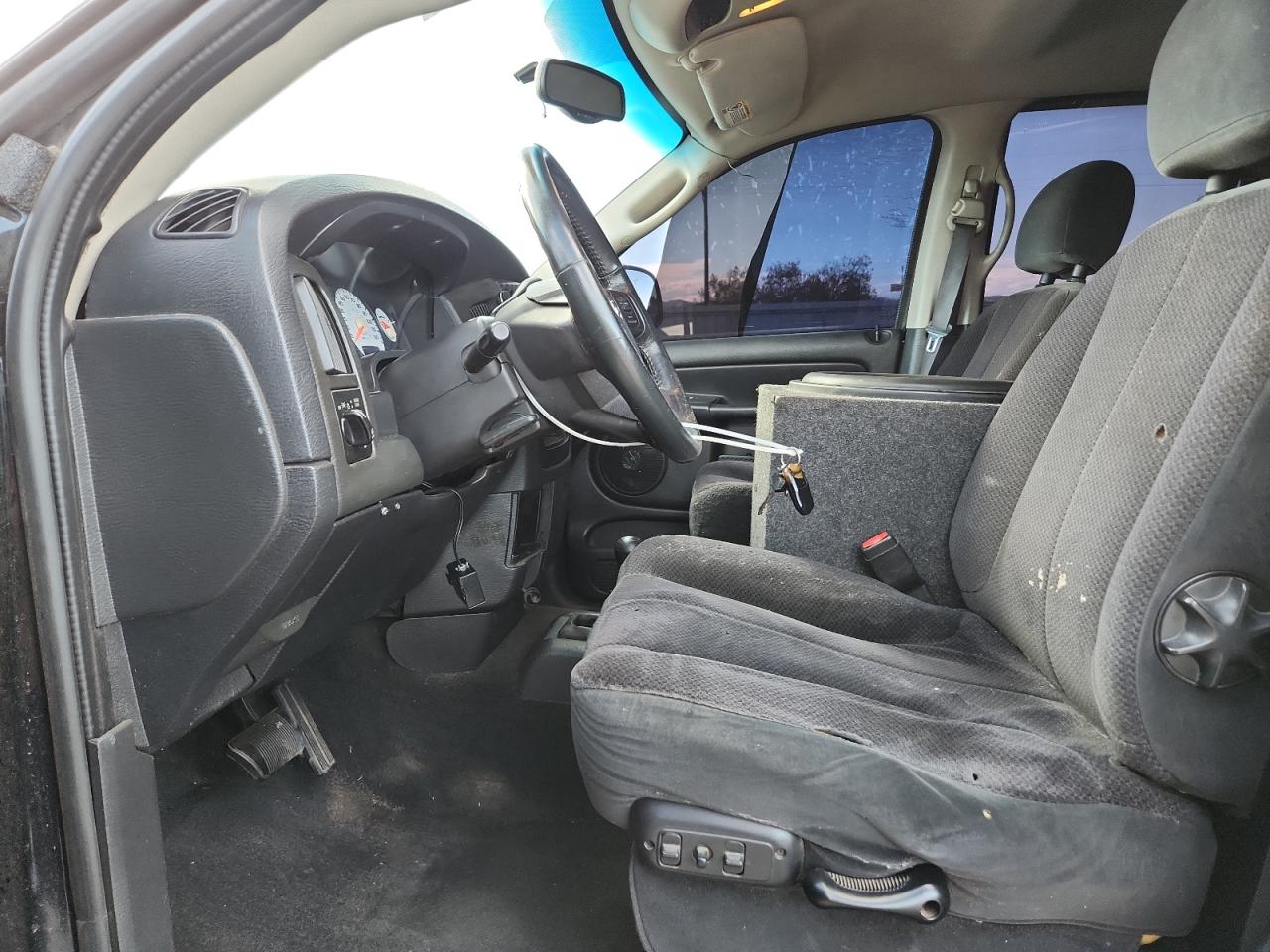 2004 Dodge Ram 1500 St VIN: 1D7HU18DX4J270394 Lot: 86296905