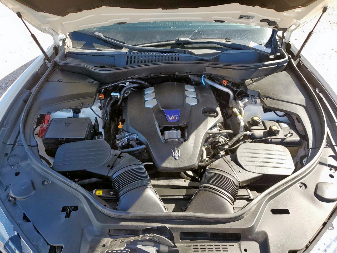 2021 Maserati Levante S VIN: ZN661YUAXMX359666 Lot: 89819425