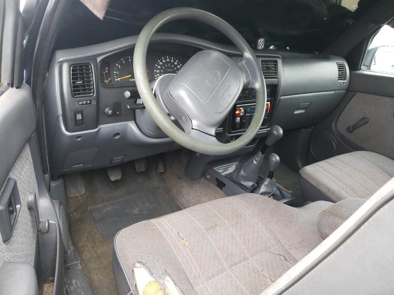 1995 Toyota Tacoma Xtracab VIN: 4TAVN73F0SZ062038 Lot: 82765935