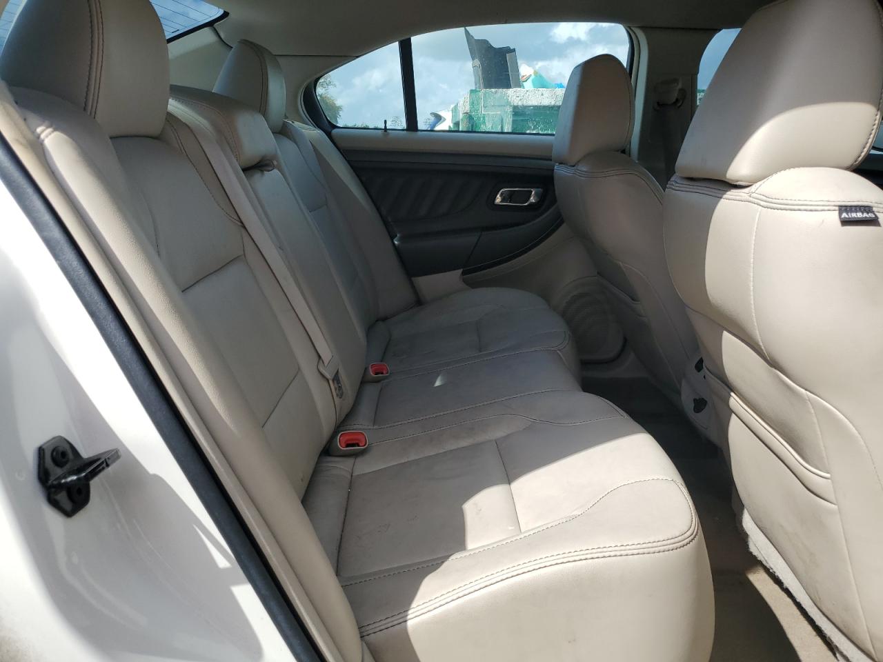 2011 Ford Taurus Sel VIN: 1FAHP2EW3BG172286 Lot: 82315485