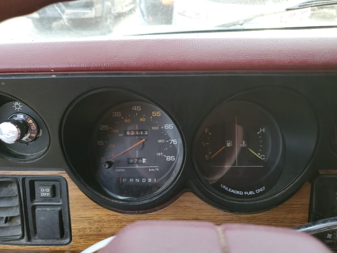 1988 Dodge Ram Wagon B250 VIN: 2B4HB21Y7JK174951 Lot: 85165405