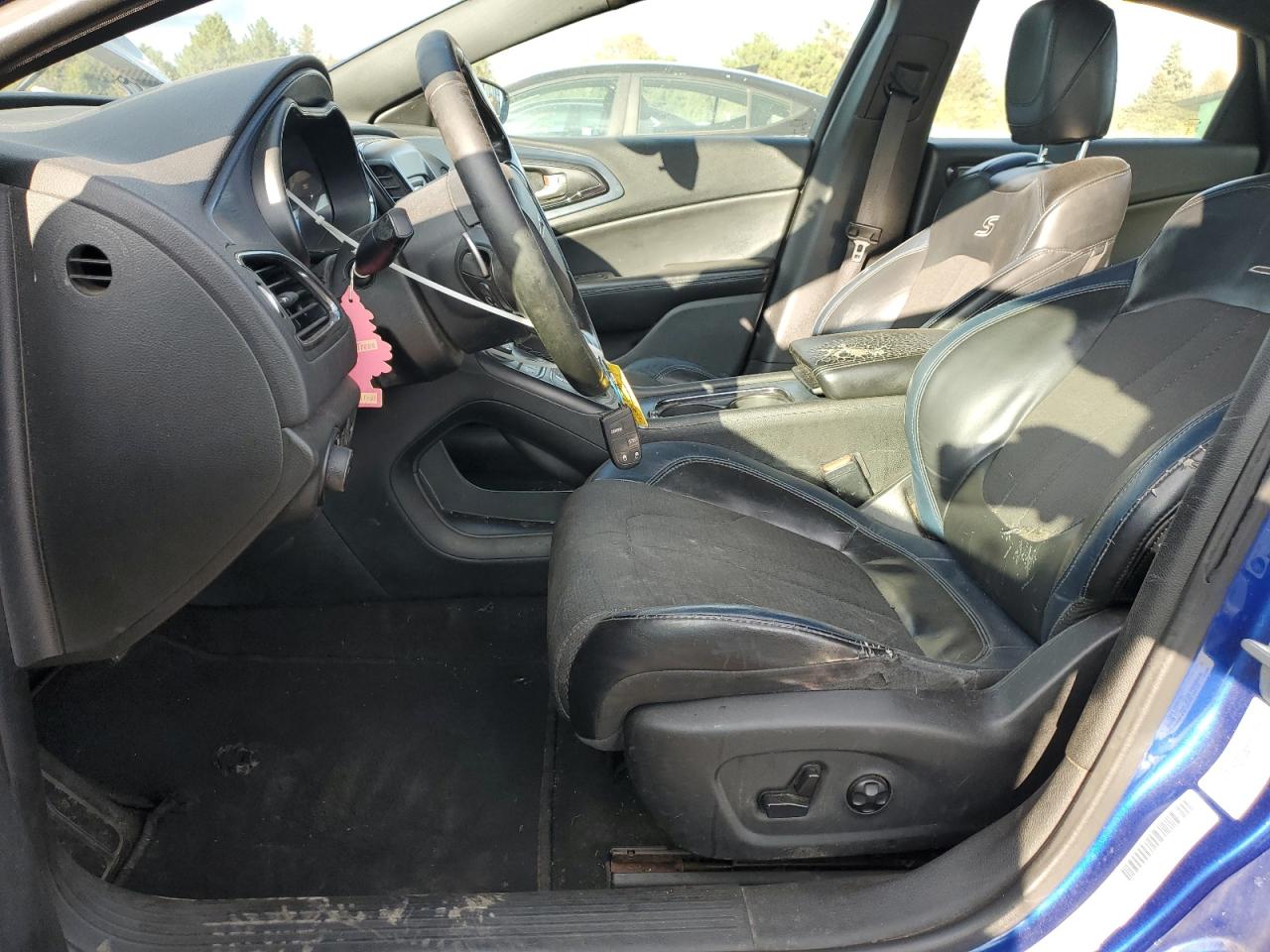 2015 Chrysler 200 S VIN: 1C3CCCBB1FN692340 Lot: 90377425