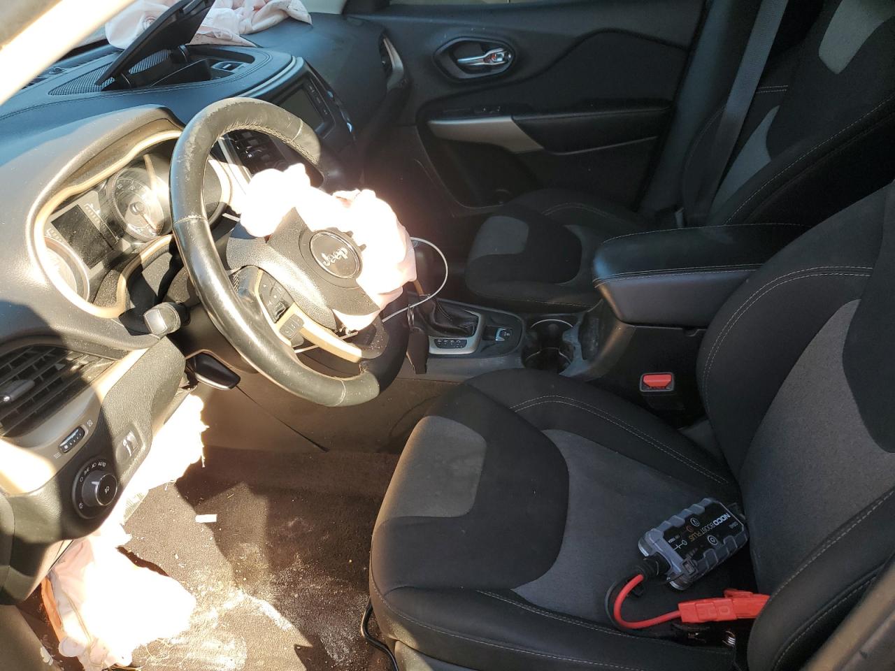 2018 Jeep Cherokee Latitude VIN: 1C4PJLCB7JD557346 Lot: 64245175