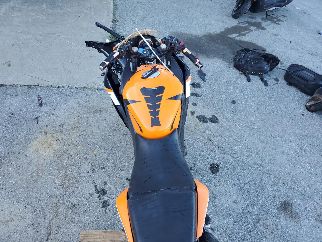 2013 Honda Cbr250 R VIN: MLHMC4108D5302270 Lot: 84570745