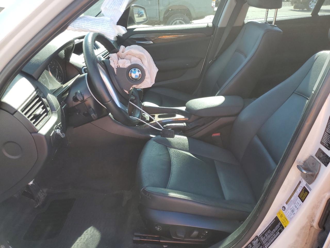 2013 BMW X1 xDrive28I VIN: WBAVL1C54DVR81868 Lot: 84728625