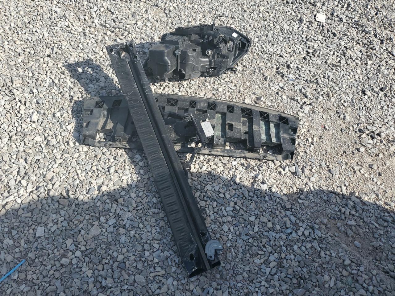 2017 Nissan Rogue S VIN: JN8AT2MT8HW399751 Lot: 86276755