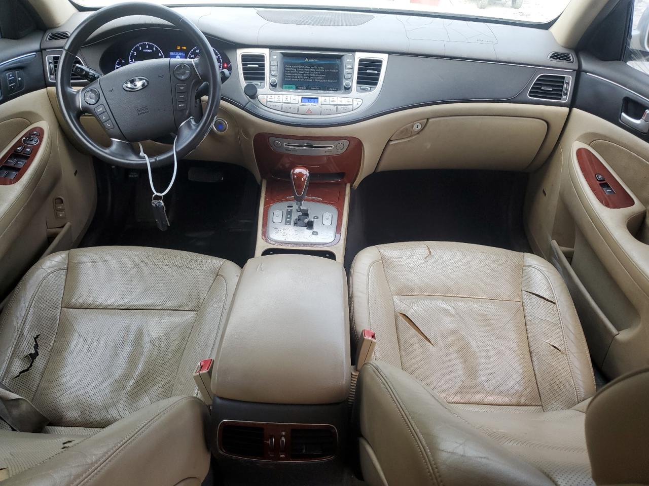 2013 Hyundai Genesis 3.8L VIN: KMHGC4DD0DU220744 Lot: 86587855