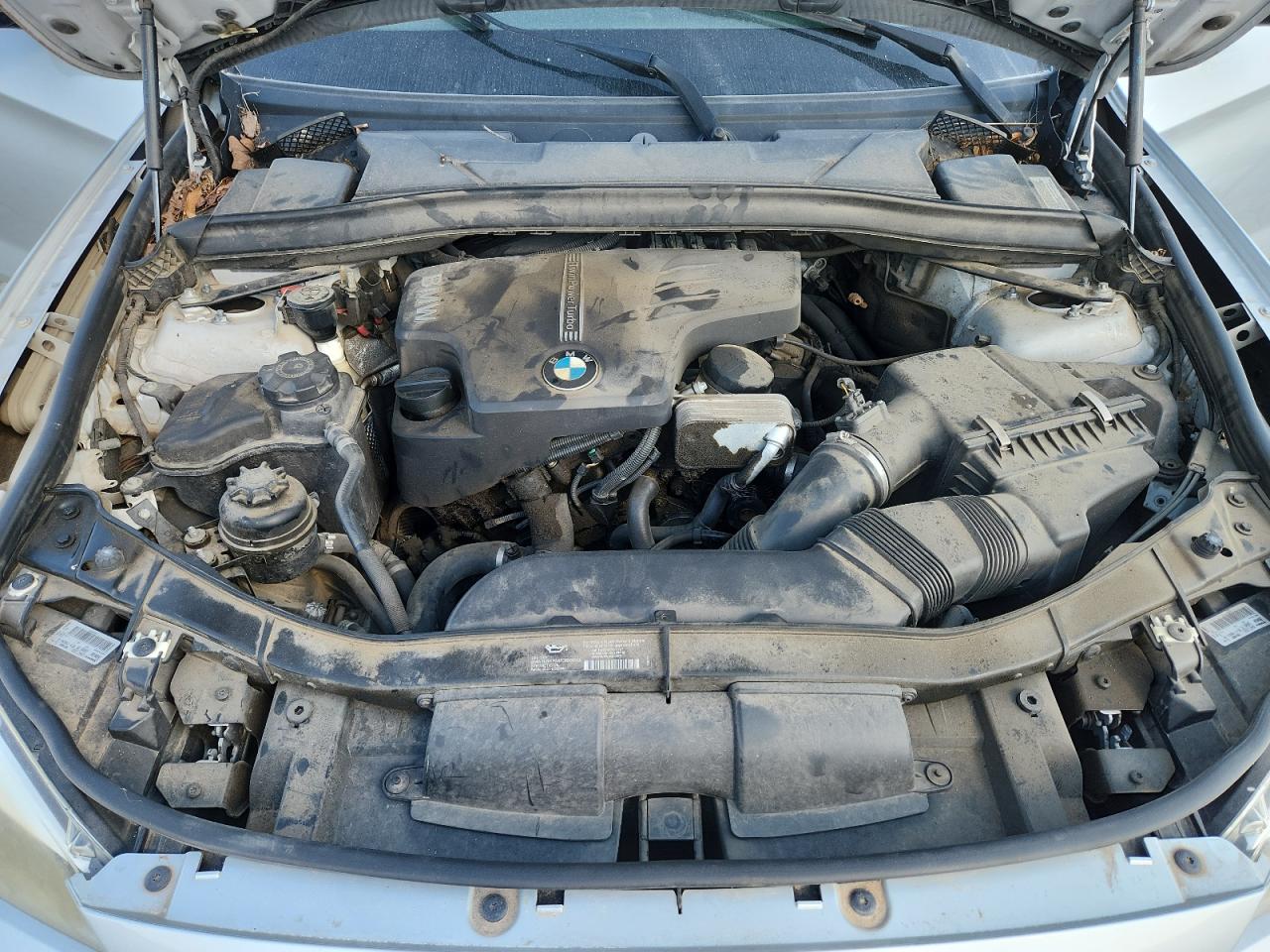 2014 BMW X1 xDrive28I VIN: WBAVL1C51EVR94093 Lot: 84961385