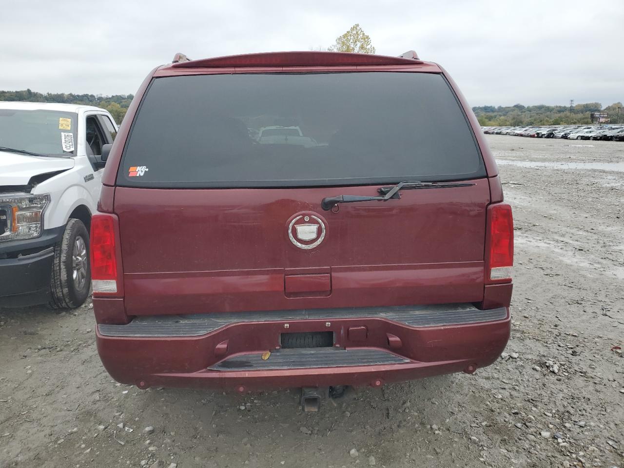 2002 Cadillac Escalade Luxury VIN: 1GYEK63N62R229687 Lot: 90107955