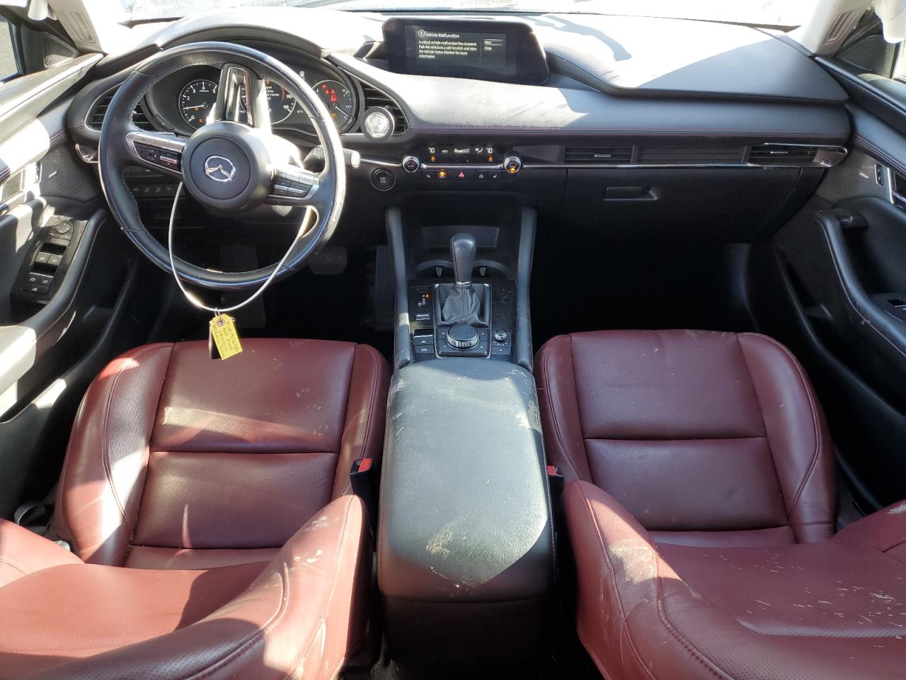 2022 Mazda 3 Preferred VIN: 3MZBPACL2NM308188 Lot: 90365965