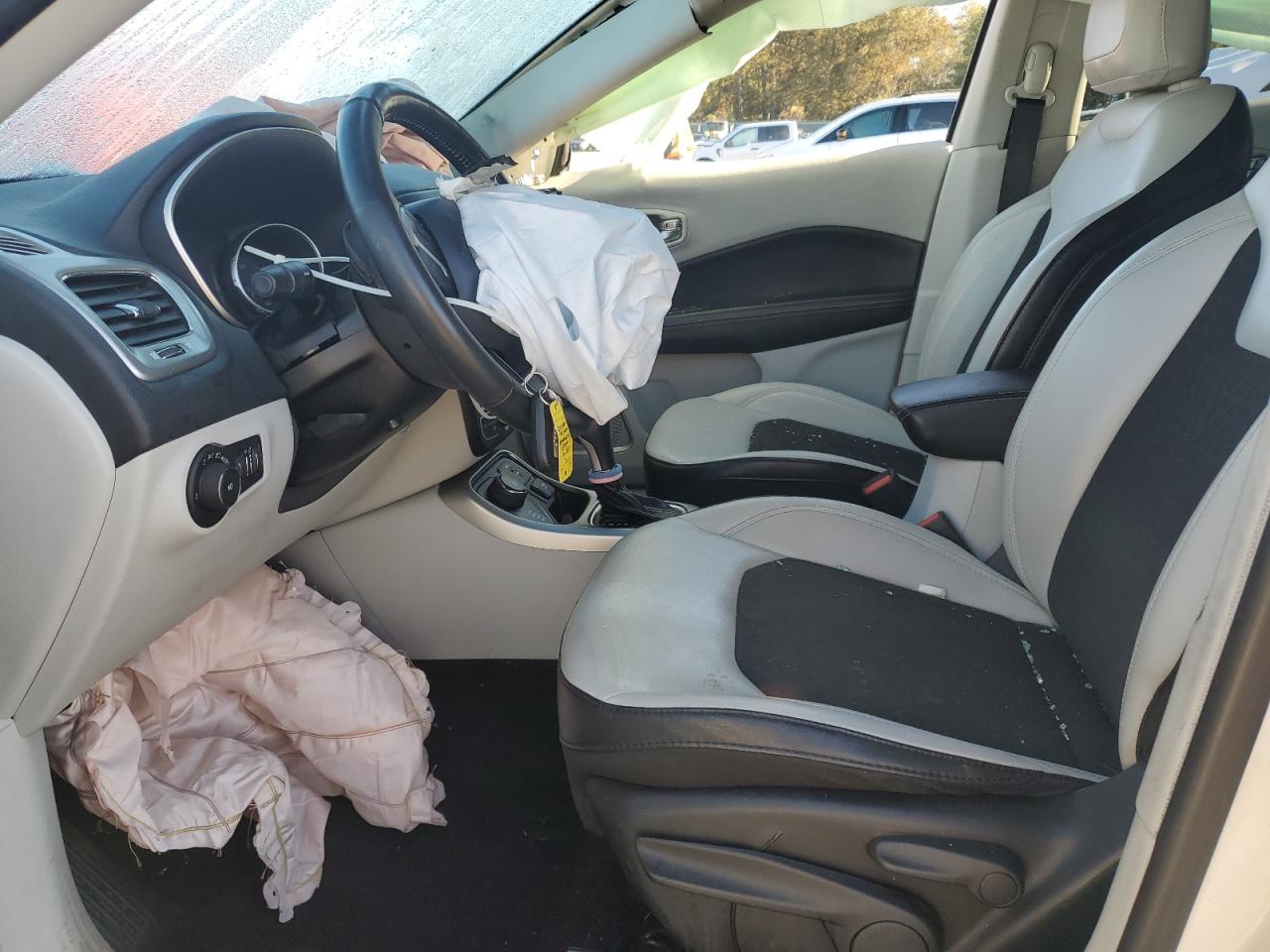 2019 Jeep Compass Latitude VIN: 3C4NJDBB5KT601483 Lot: 87389745