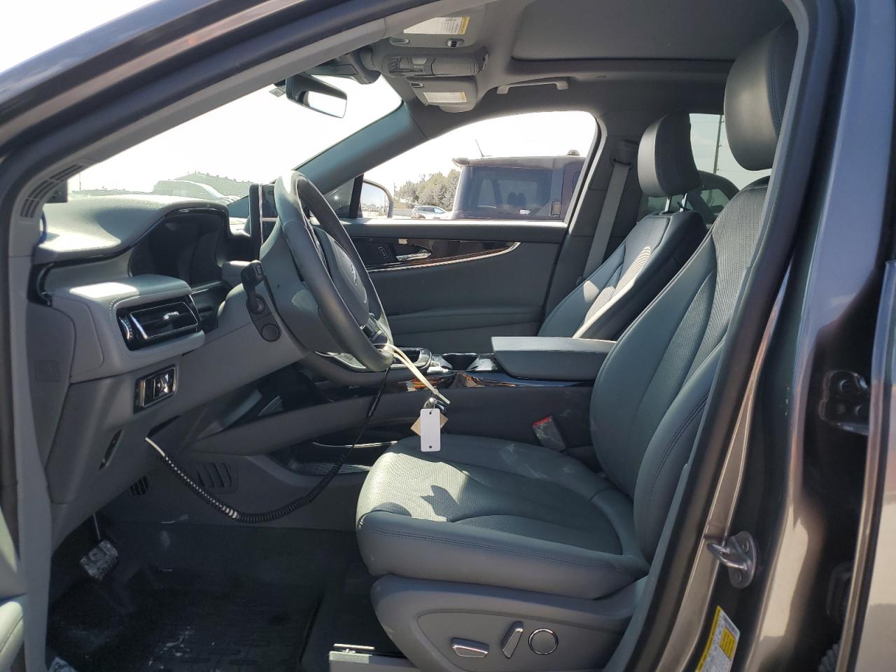 2023 Lincoln Nautilus Reserve VIN: 2LMPJ8K93PBL23618 Lot: 89467705