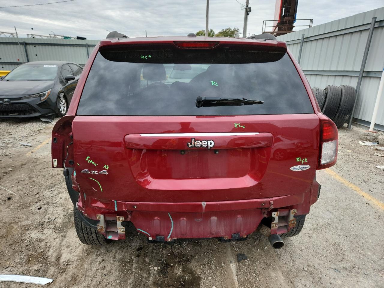 2016 Jeep Compass Latitude VIN: 1C4NJDEB2GD733559 Lot: 85410625