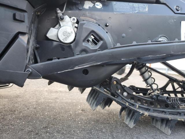 2024 SKIDOO SUMMIT X  