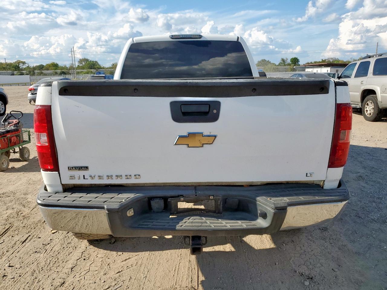 2011 Chevrolet Silverado C1500 Lt VIN: 1GCRCSE02BZ345645 Lot: 82348175