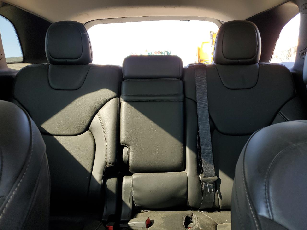 2018 Jeep Cherokee Limited VIN: 1C4PJMDB7JD608932 Lot: 89874475