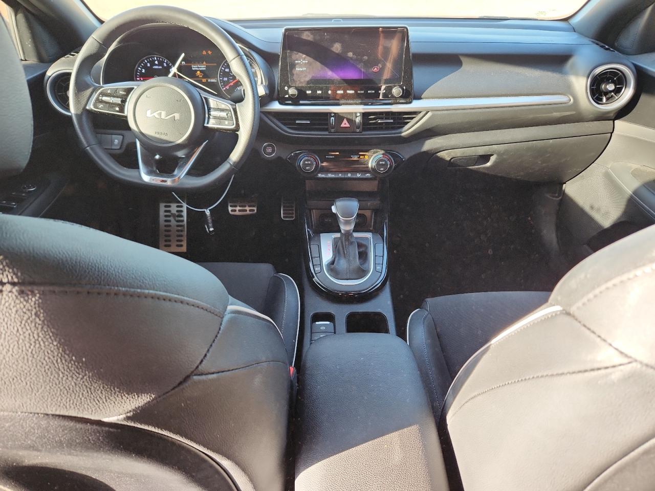 2024 Kia Forte Gt Line VIN: 3KPF54ADGRE829650 Lot: 82564985