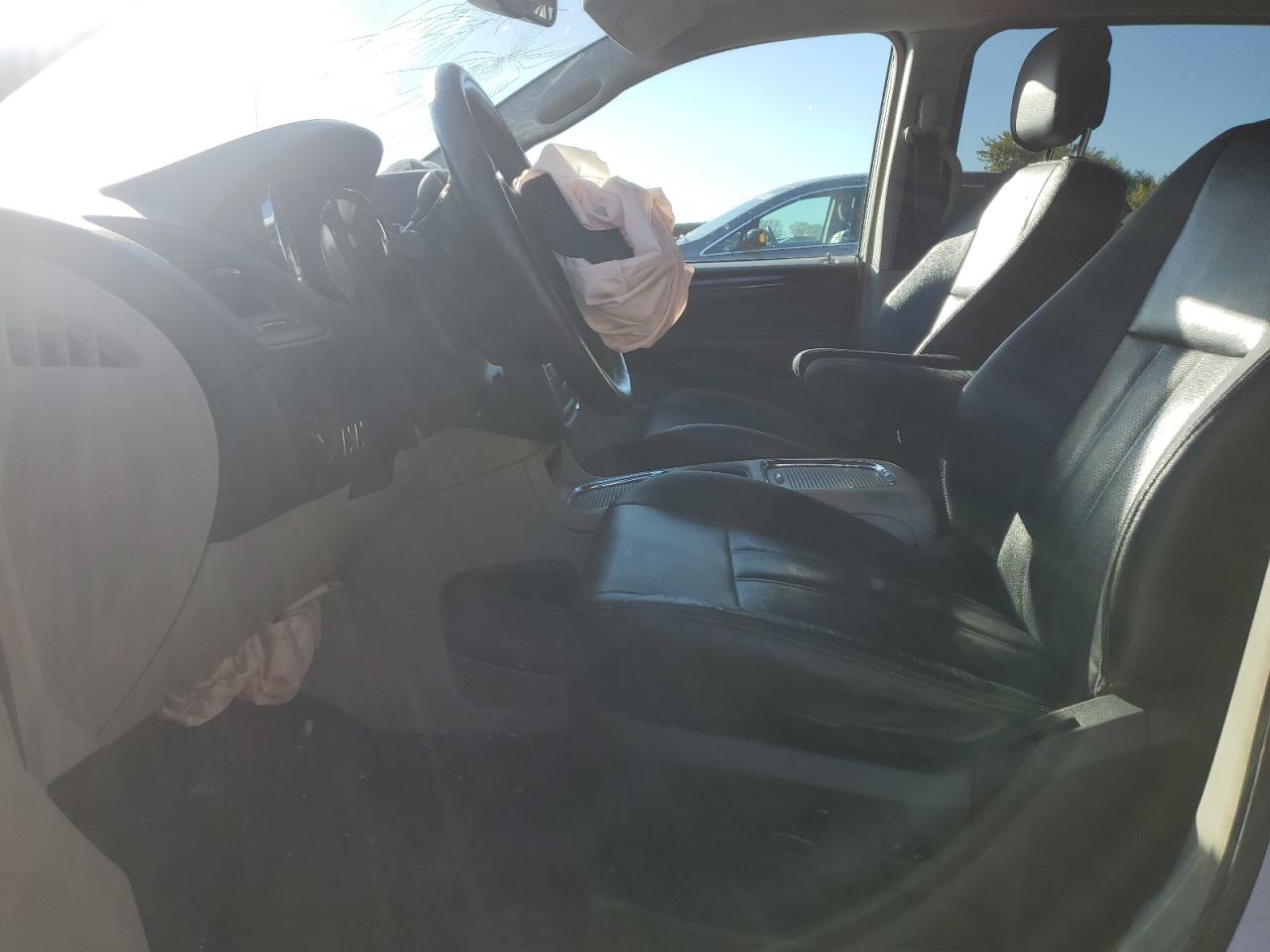 2017 Dodge Grand Caravan Crew VIN: 2C4RDGDG4HR738655 Lot: 85932035