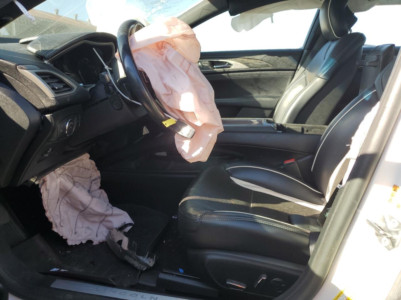 2018 Lincoln Mkz Reserve VIN: 3LN6L5FC2JR605487 Lot: 82221185