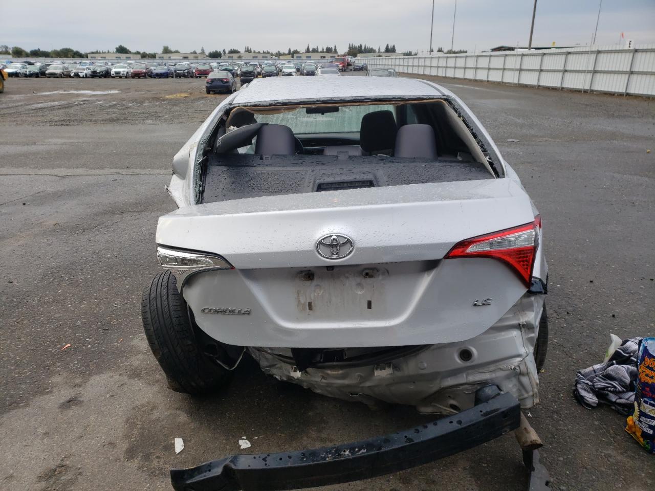 2015 Toyota Corolla L VIN: 5YFBURHEXFP222044 Lot: 82492035