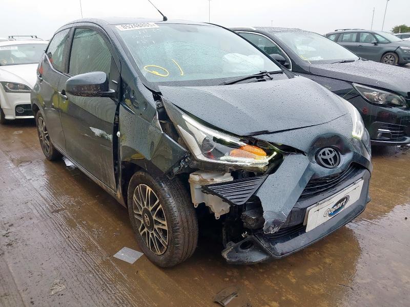2018 TOYOTA AYGO 1.0 VVT-I X-PLAY 5DR