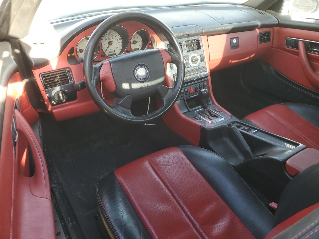 1999 Mercedes-Benz Slk 230 Kompressor VIN: WDBKK47F9XF124889 Lot: 86830045