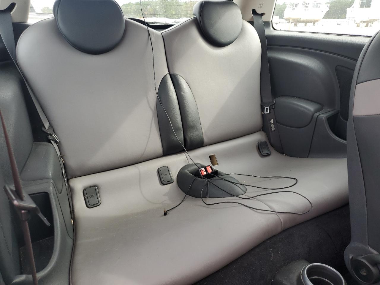 2005 Mini Cooper S VIN: WMWRE33535TL14309 Lot: 86205445