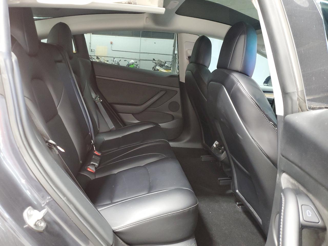 2022 Tesla Model 3 VIN: 5YJ3E1EC5NF127813 Lot: 89512935