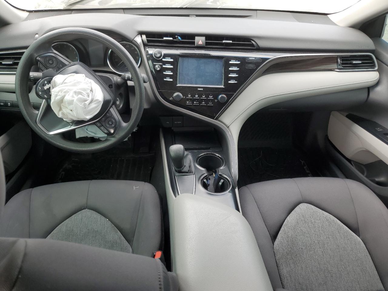 2020 Toyota Camry Le VIN: 4T1C11AK4LU895193 Lot: 85130525