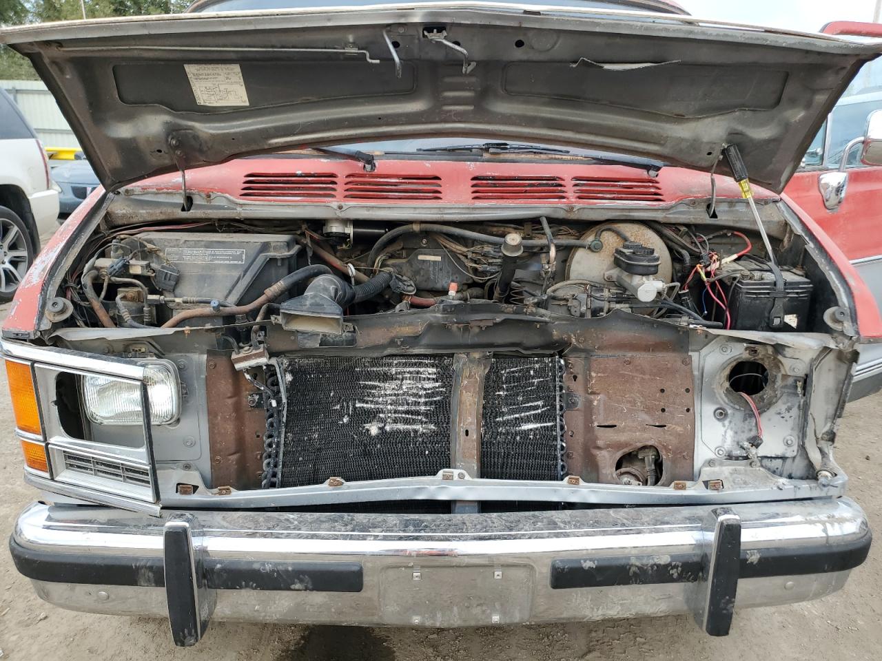 1988 Dodge Ram Wagon B250 VIN: 2B4HB21Y7JK174951 Lot: 85165405