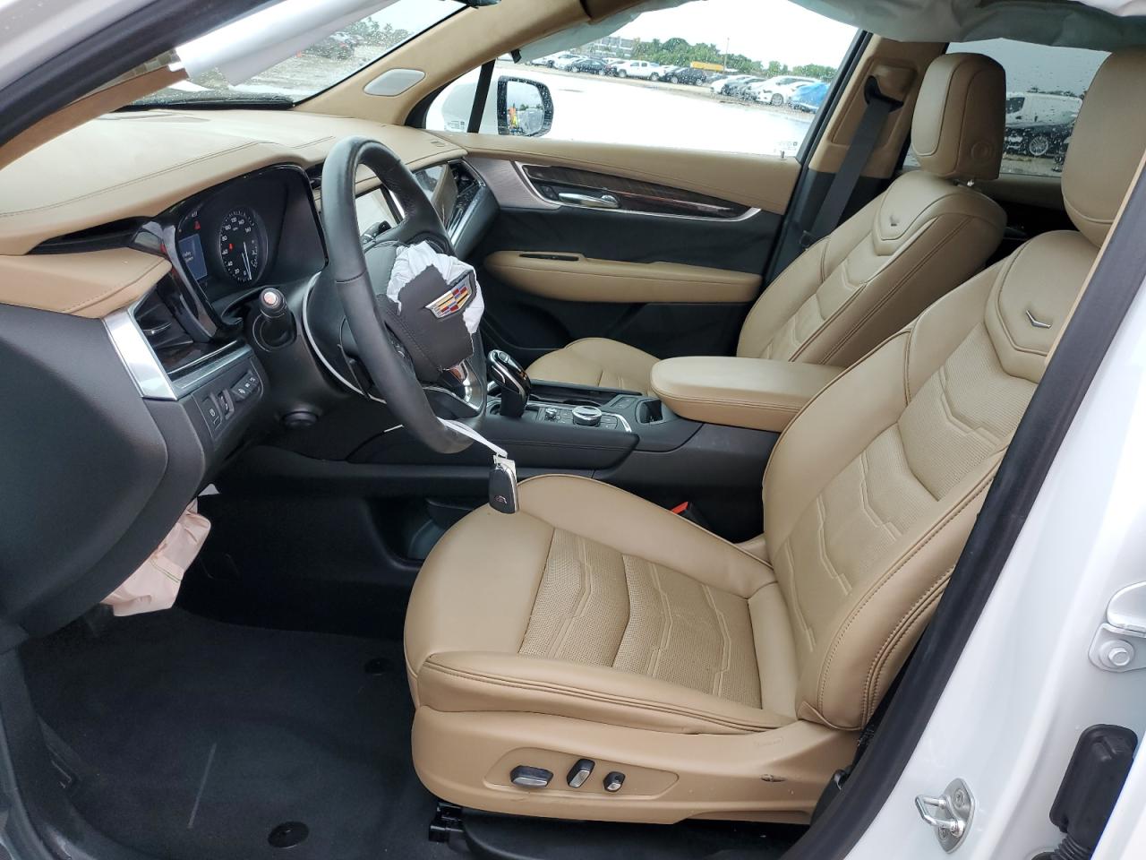 2024 Cadillac Xt6 Platinum Premium Luxury VIN: 1GYKPERS5RZ744749 Lot: 82188575