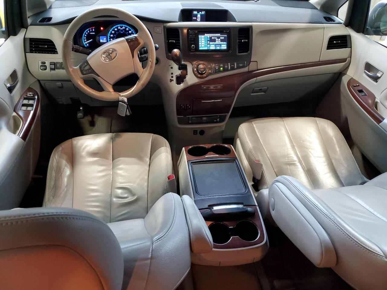 2012 Toyota Sienna Xle VIN: 5TDDK3DC7CS047951 Lot: 85266065