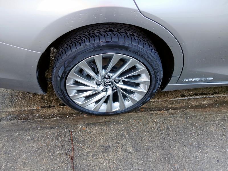 2020 LEXUS ES 300H 2.5 TAKUMI 4DR CVT