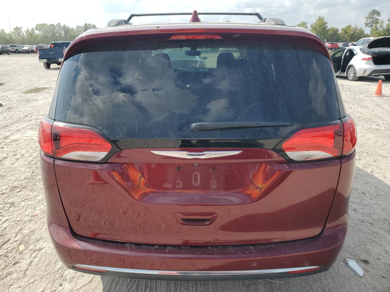 2019 Chrysler Pacifica Touring Plus VIN: 2C4RC1FG8KR604266 Lot: 89712365