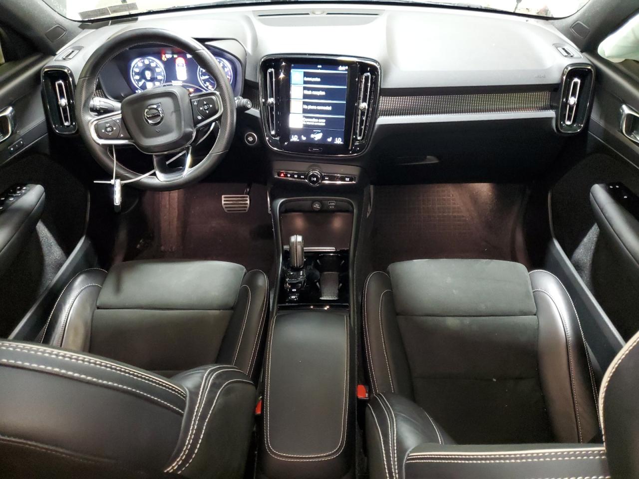2021 Volvo Xc40 T5 R-Design VIN: YV4162UM2M2545264 Lot: 86823415