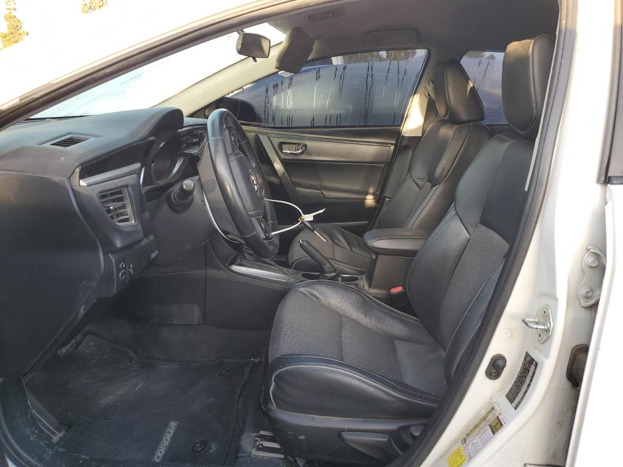 2015 Toyota Corolla L VIN: 5YFBURHE6FP226558 Lot: 84894285