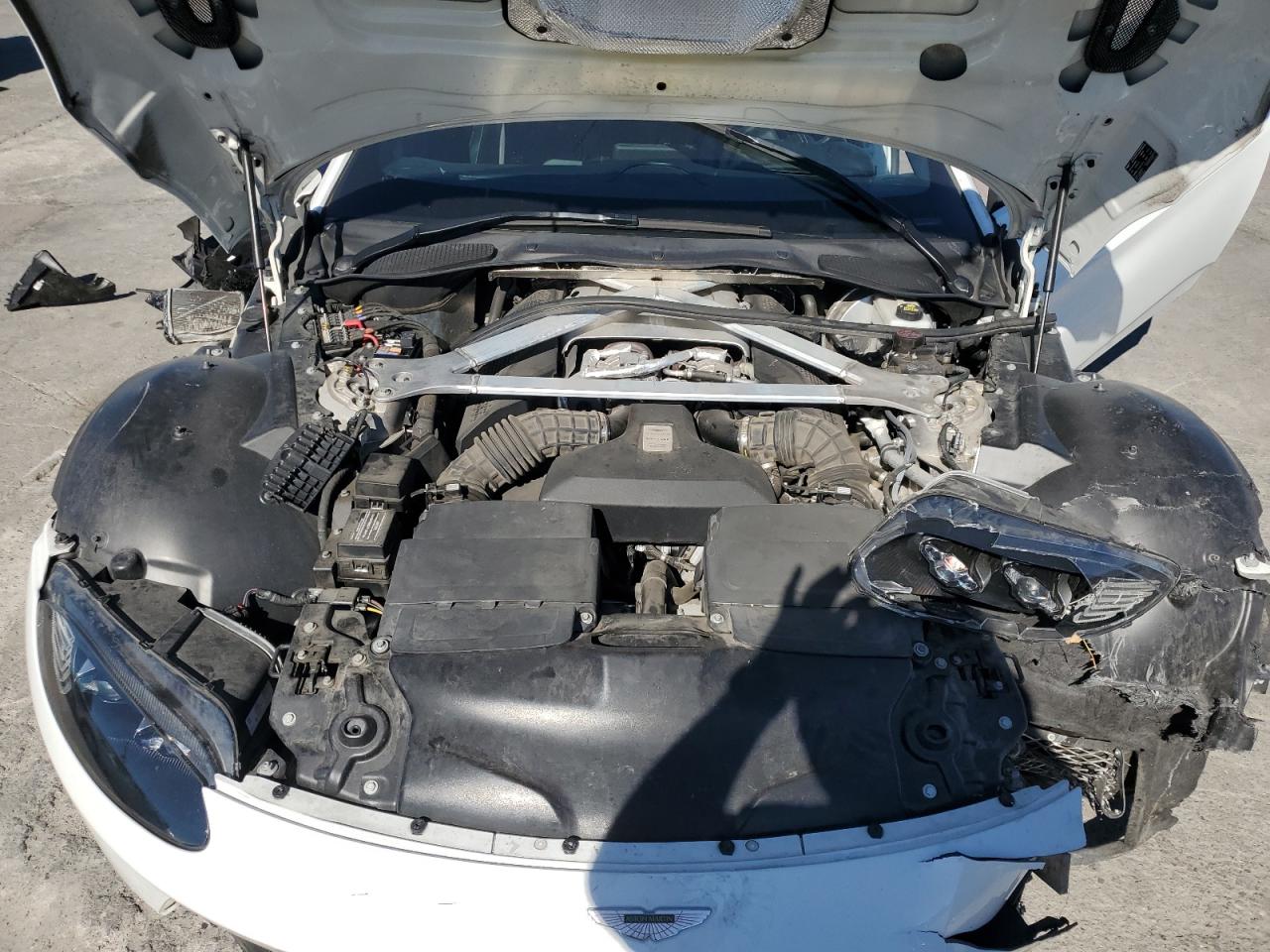 2020 Aston Martin Vantage VIN: SCFSMGAW9LGN04715 Lot: 90519275