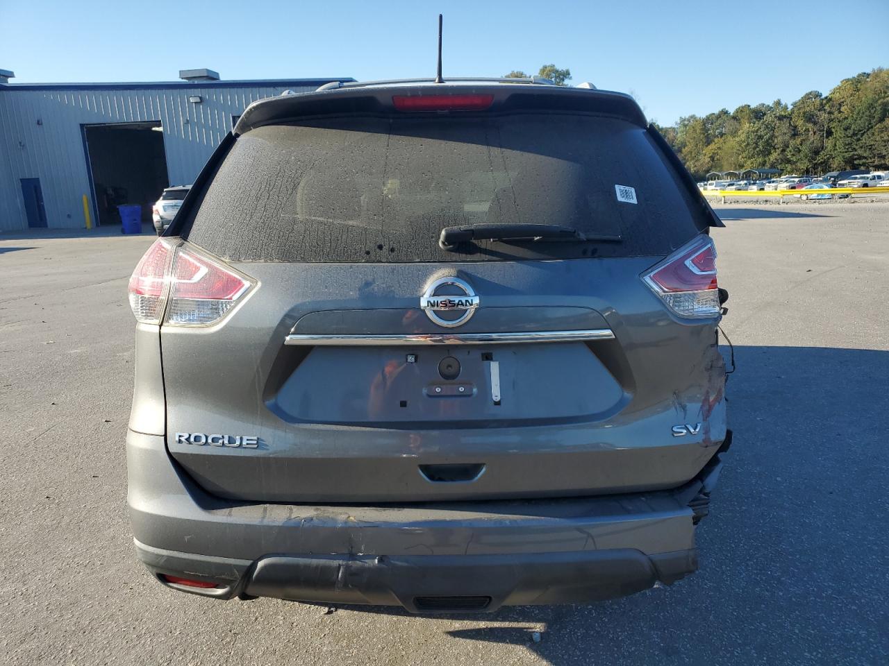 2015 Nissan Rogue S VIN: 5N1AT2MT1FC825270 Lot: 82324645