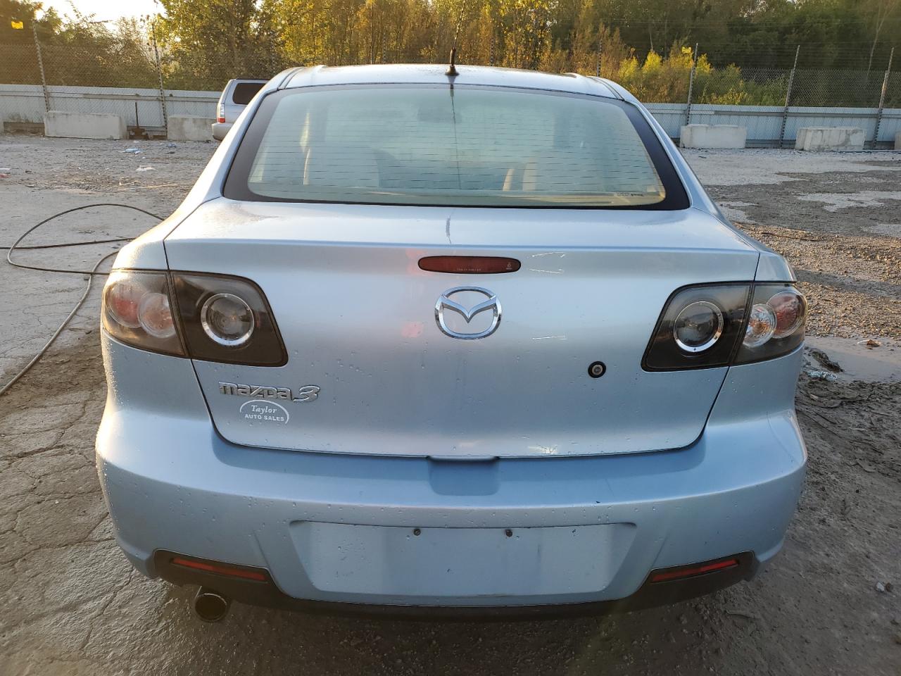 2007 Mazda 3 I VIN: JM1BK12GX71736418 Lot: 84821335