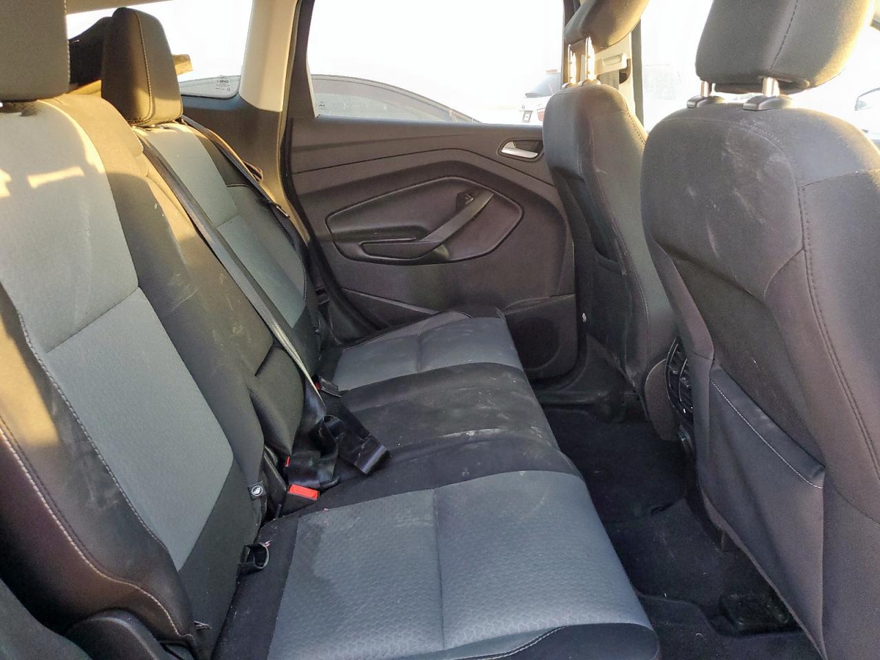 2019 Ford Escape Se VIN: 1FMCU9GD2KUC02568 Lot: 85285285