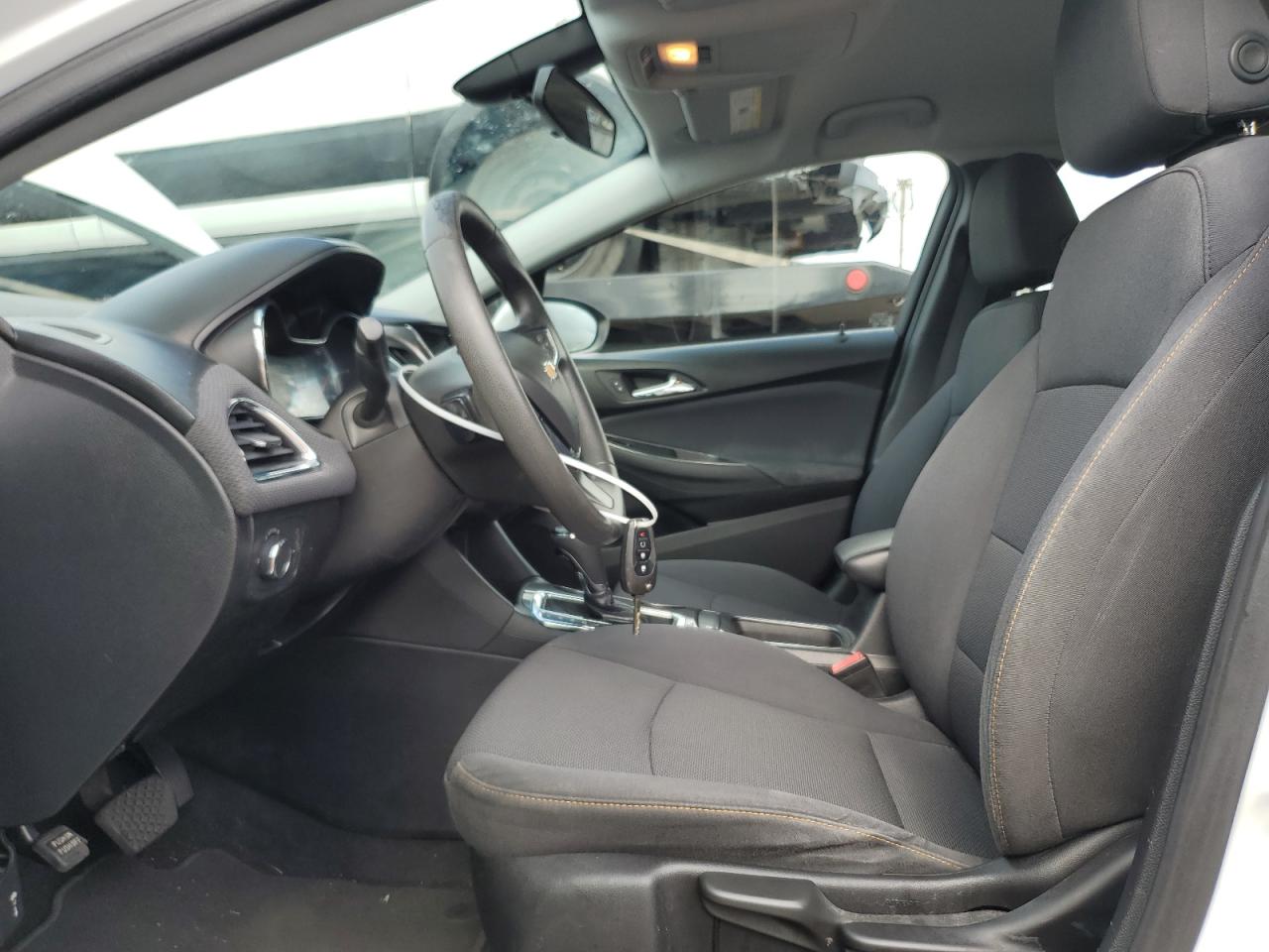 2019 Chevrolet Cruze VIN: 1G1BJ5SM1K7106205 Lot: 85582755