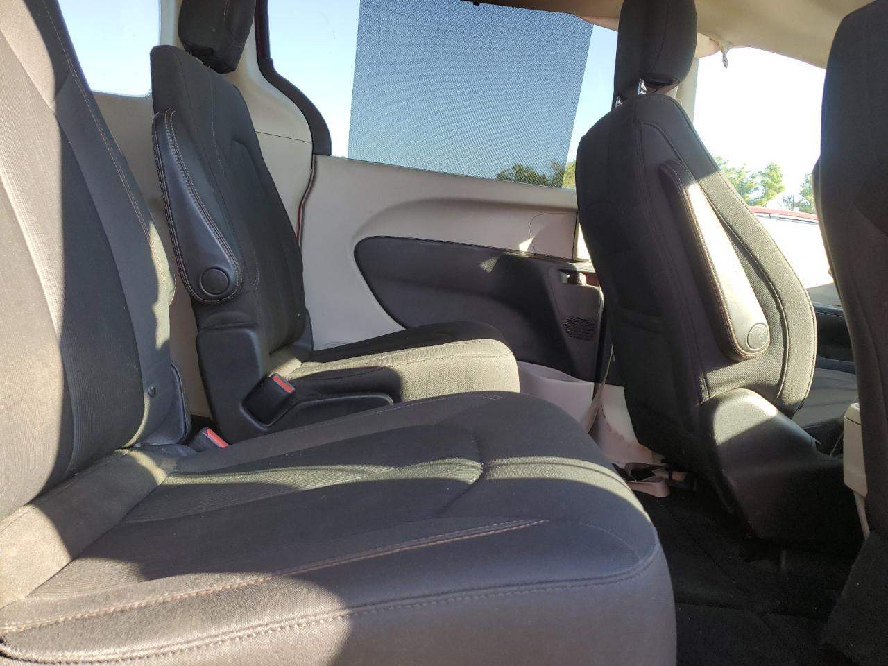 2019 Chrysler Pacifica Touring Plus VIN: 2C4RC1FG2KR523148 Lot: 84807305